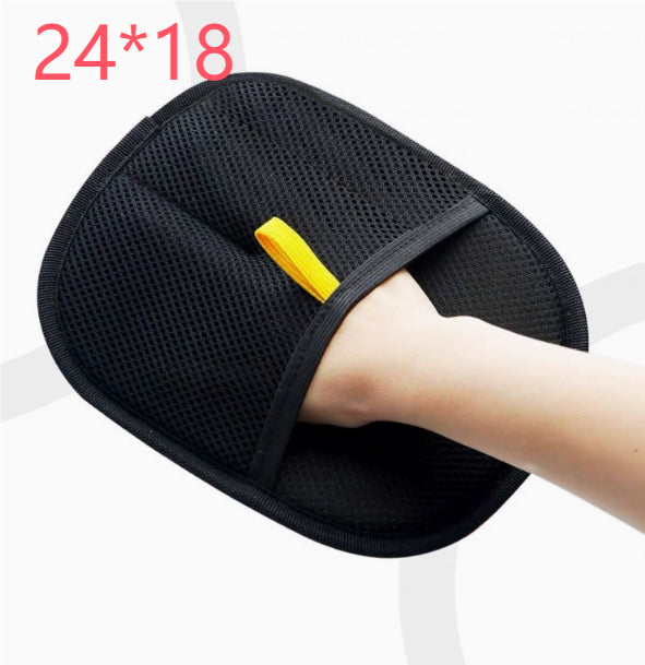 Black pet hair remover mitt for everyday fabric cleanup
