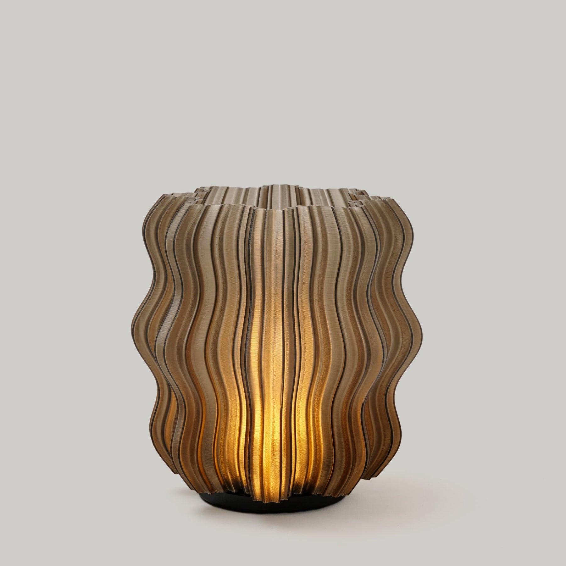 Cordless Mini Wavy Table Lamp